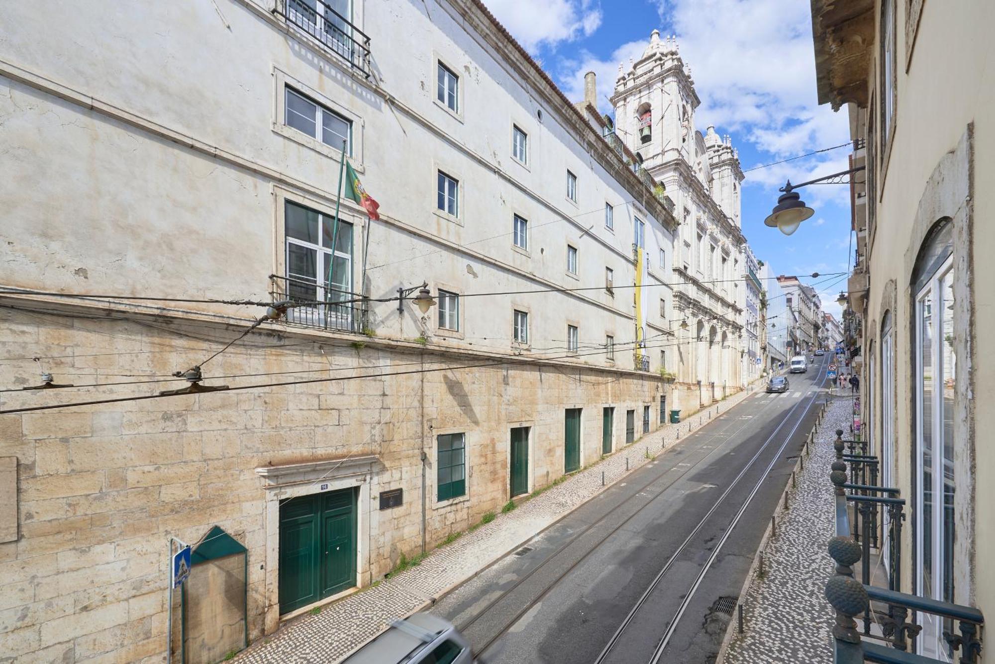 شقة Casa Portuguesa Combro Lisboa المظهر الخارجي الصورة