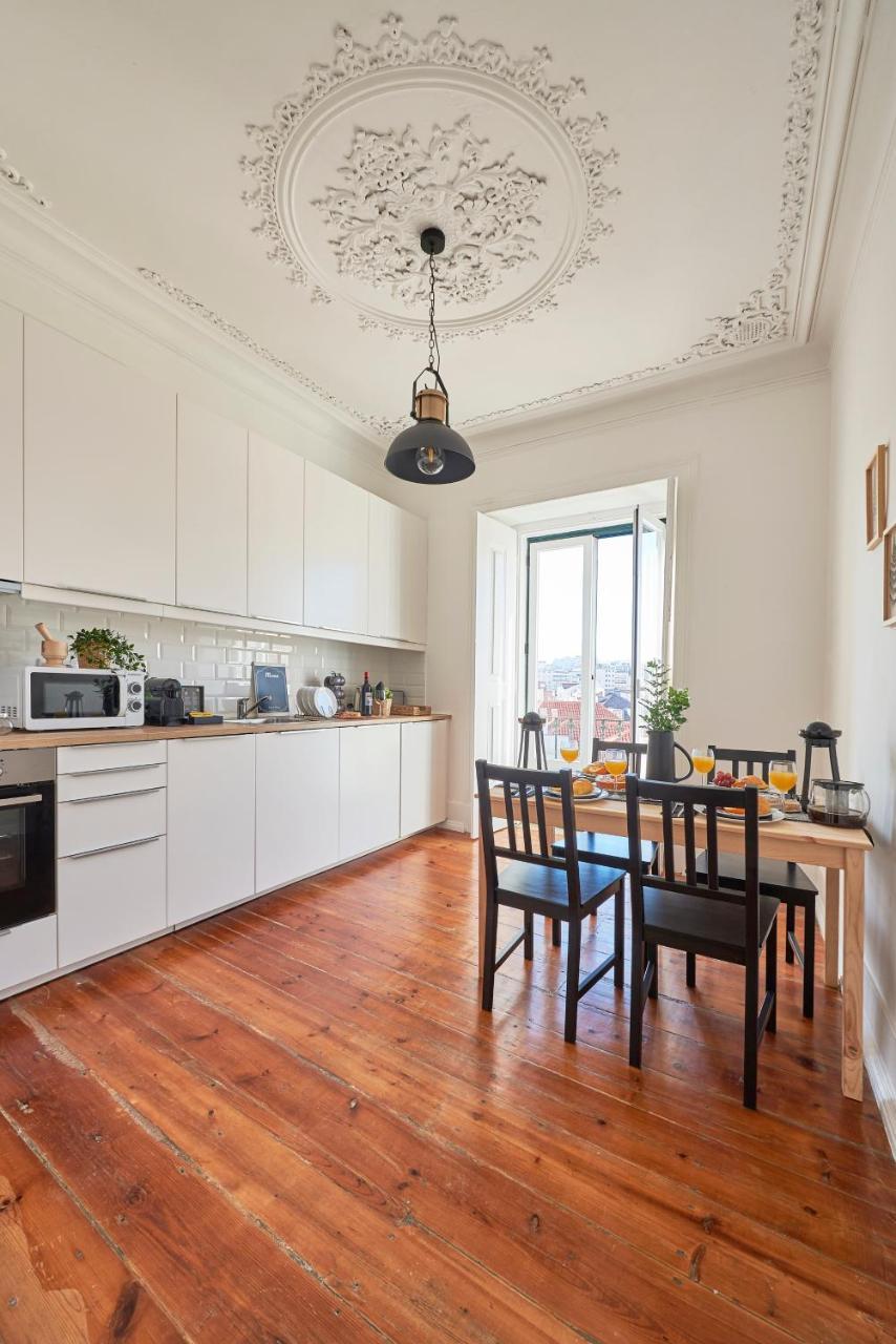 شقة Casa Portuguesa Combro Lisboa المظهر الخارجي الصورة