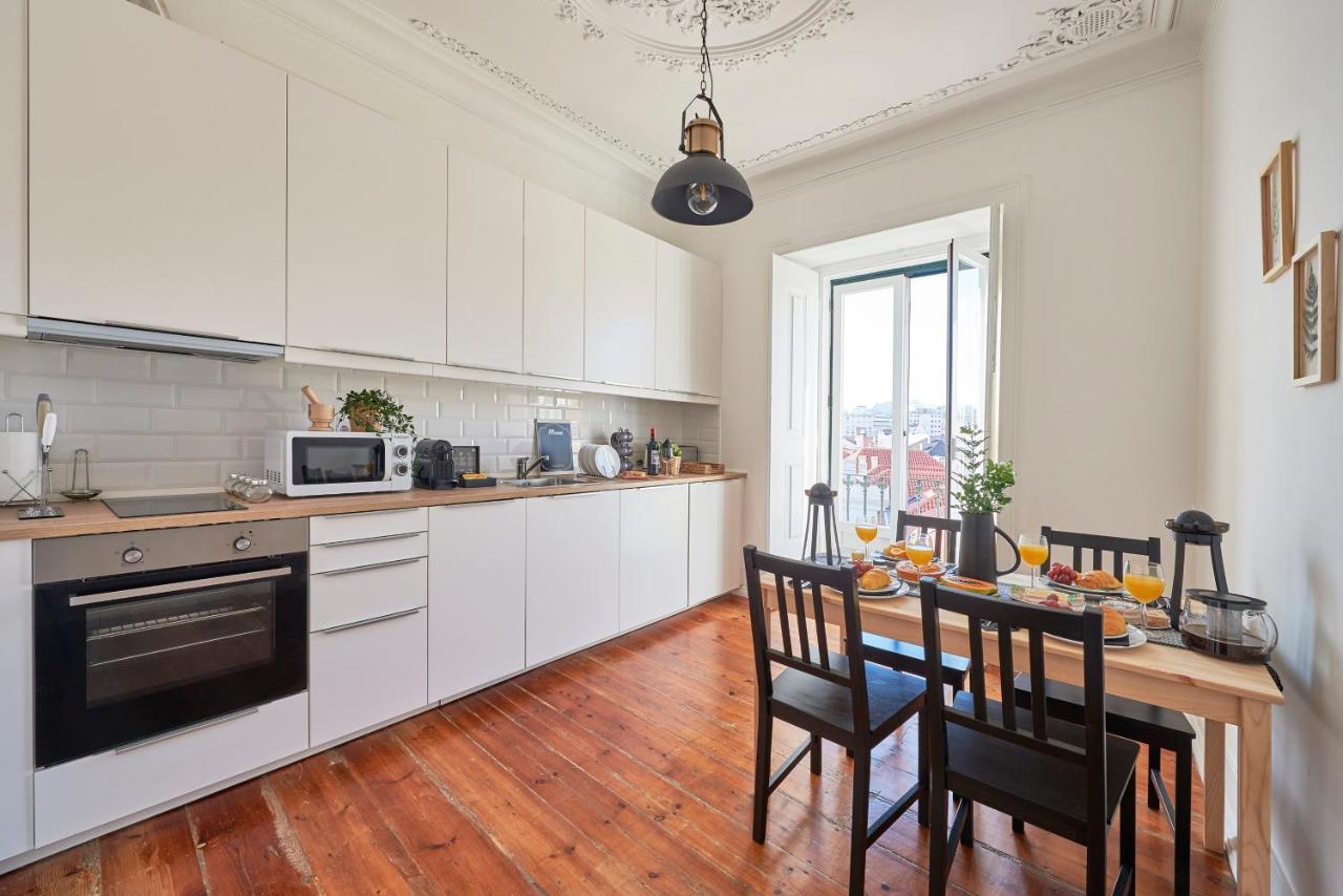 شقة Casa Portuguesa Combro Lisboa المظهر الخارجي الصورة