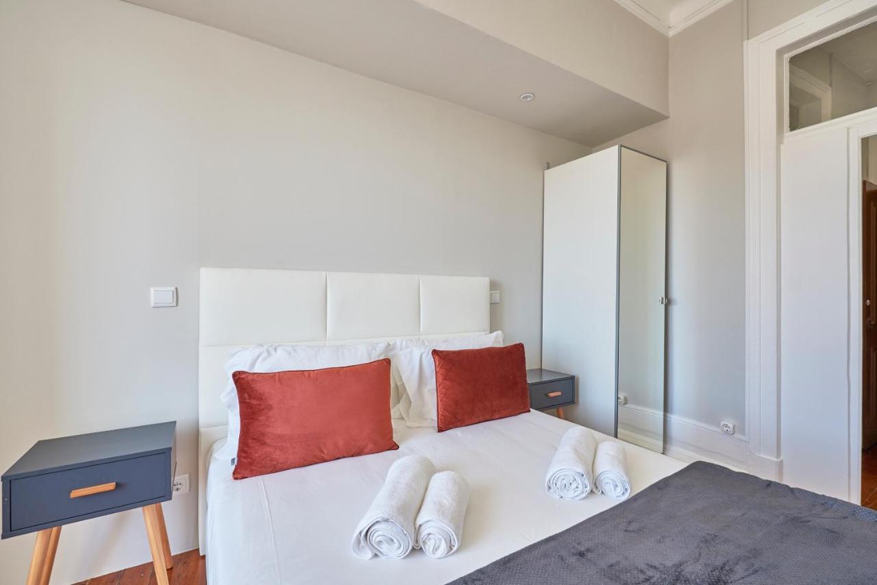 شقة Casa Portuguesa Combro Lisboa المظهر الخارجي الصورة